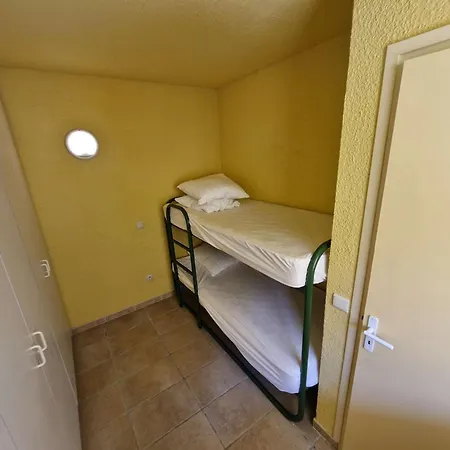 Résidence Nautica - 5 Pièces Pour 8 Personnes Le Barcares. Réf: 9nau8_10 Mae-5033 Le Barcarès