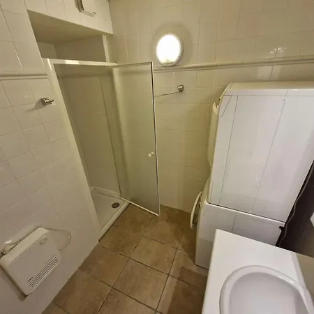 Résidence Nautica - 5 Pièces Pour 8 Personnes Le Barcares. Réf: 9nau8_10 Mae-5033 Le Barcarès