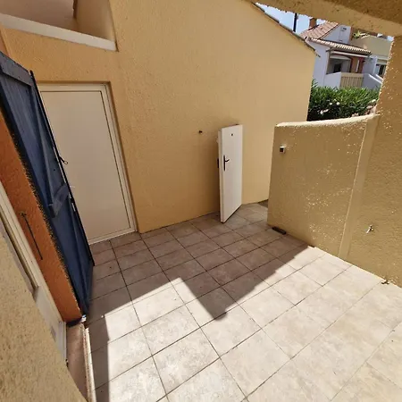 Résidence Nautica - 5 Pièces Pour 8 Personnes Le Barcares. Réf: 9nau8_10 Mae-5033 Appartement *